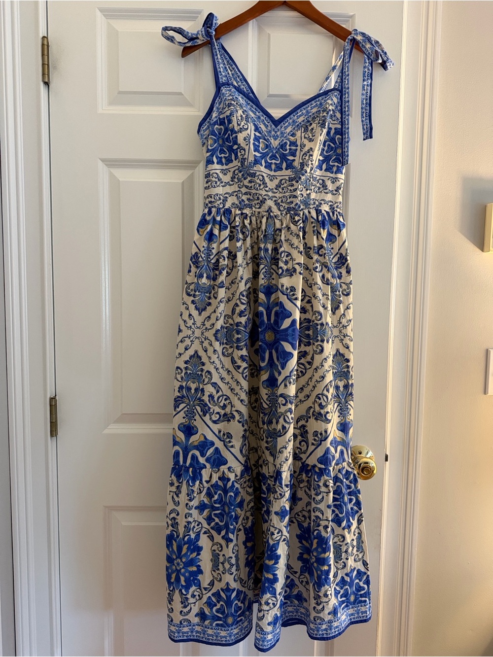 Blue & White Mediterranean Print Tie-Shoulder Maxi Dress/ Size M/ NWT - Picture 2 of 16